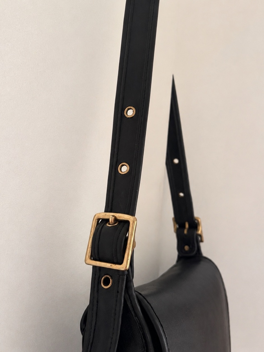 Vintage Coach Patricia’s Legacy 9951 Black Leather Shoulder Crossbody Bag - Picture 4 of 7